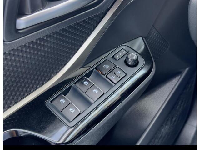 Toyota C-HR 1.8 Hybrid Business Intro AUTOMAAT | 2019