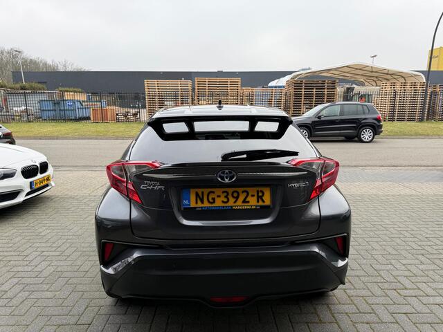 Toyota C-HR 1.8 Hybrid Executive | 2E EIGENAAR | 12MND GARANTIE | AUTOMAAT | AIRCO | CRUISE | DAB | LEDER |
