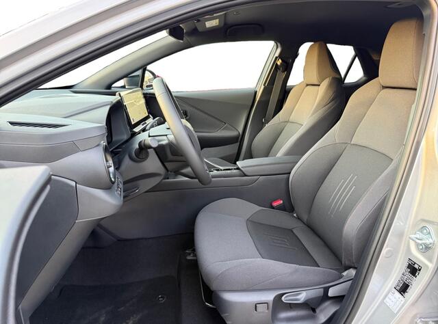 Toyota C-HR 2.0 PHEV 220 Dynamic I Direct leverbaar I Navi I Keyless AUTOMATIC