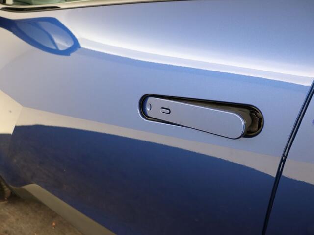 Toyota C-HR 1.8 Hybrid 140 Dynamic | NIEUW & SNEL LEVERBAAR | PRIJS INCL. ALLE ACTIES | MEERDERE KLEUREN LEVERBAAR |