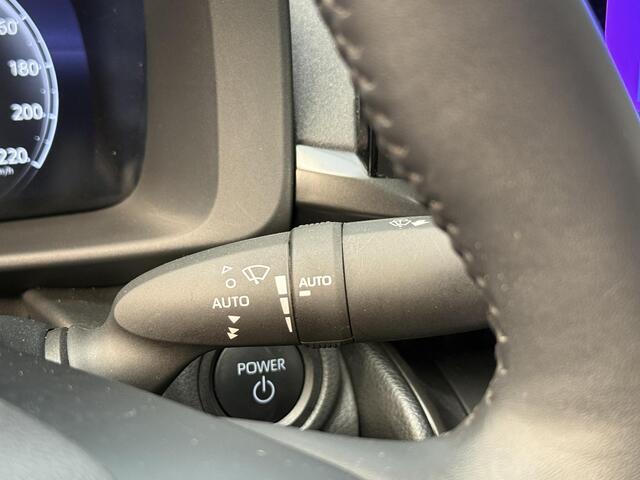 Toyota C-HR 2.0 Plug-in Hybrid 220 Dynamic