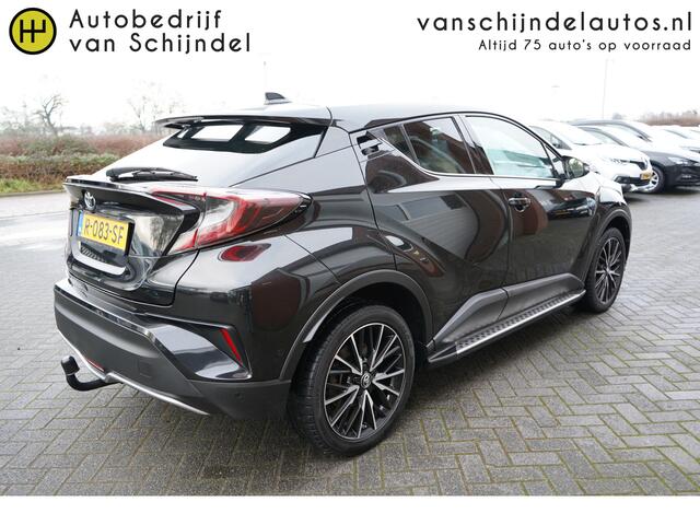 Toyota C-HR 1.2 Style LUXE! TREKHAAK - CAMERA - NAVI - STOELVERWARMING - HALF LEDER - PARKEERSENSOREN V+A - RIJSTROOKSENSOR - KEYLESS - 18 INCH LMV - CLIMA - DAB+ - BLUETOOTH - PRIVACYGLAS - PARKEERHULP