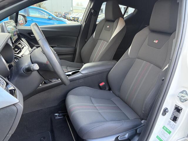 Toyota C-HR 1.8 Hybrid Business GR-Sport NL Auto Parkeersensoren Carplay Keyless
