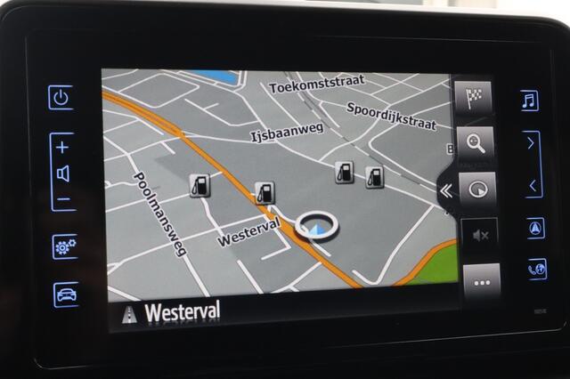 Toyota C-HR 1.8 Hybrid Style Bi-Tone | Parkeersensoren | Stoelverwarming