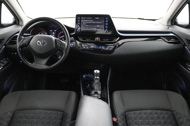 Toyota C-HR 2.0 Hybrid Dynamic | Navigatie | Cruise control | Keyless |