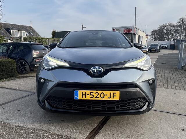 Toyota C-HR 2.0 Hybrid Bi-Tone