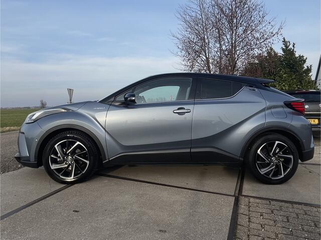 Toyota C-HR 2.0 Hybrid Bi-Tone