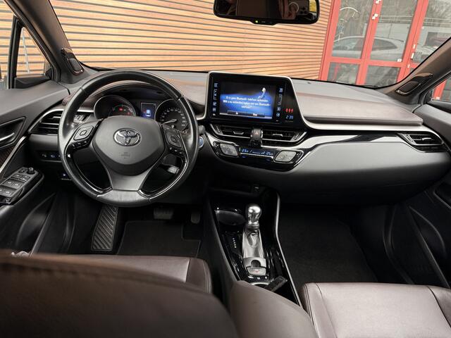 Toyota C-HR 1.8 Hybrid Executive Trekhaak / Navi / Clima / Stoelverwarming / Dodehoek / Adapt. Cruise