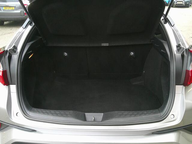 Toyota C-HR 1.8 Hybrid Bi-Tone Trekhaak