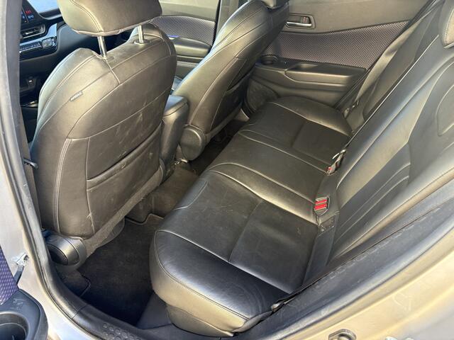 Toyota C-HR 1.8 Hybrid Bi-Tone Plus / AUTOMAAT / LEER / NAVI / 122dkm! NAP! / 1E EIGENAAR