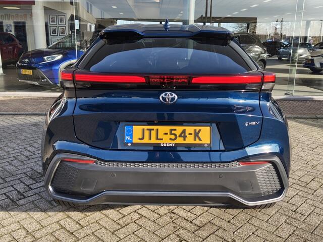 Toyota C-HR 1.8 Hybrid 140 First Edition | Sensoren v/a | Blind Spot | Stoel