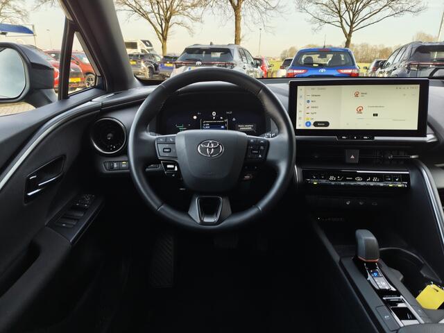 Toyota C-HR 1.8 Hybrid 140 First Edition | Sensoren v/a | Blind Spot | Stoel
