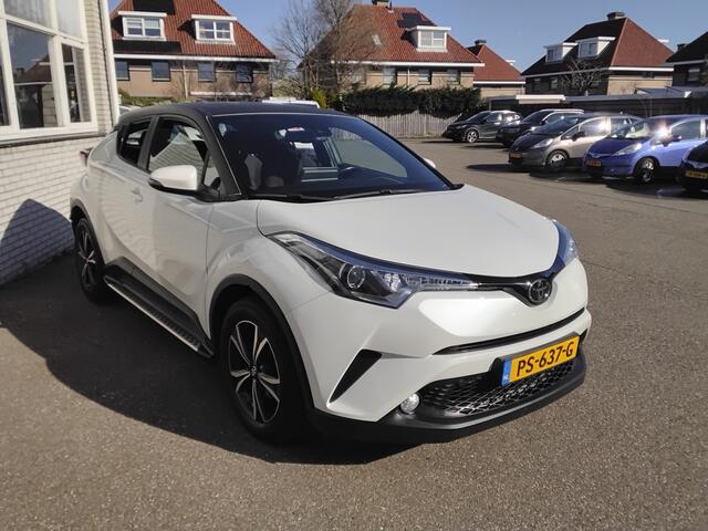 Toyota C-HR 1.2 Dynamic, two tone ,tree planken,eertse eigenaar