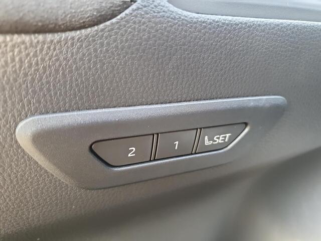 Toyota C-HR 2.0 Plug-in Hybrid 220 GR SPORT **NIEUWE AUTO/ PLUG IN HYBRIDE/ DIRECT LEVERBAAR**