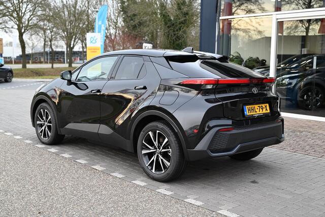 Toyota C-HR 2.0 Plug-in Hybrid 220 Dynamic
