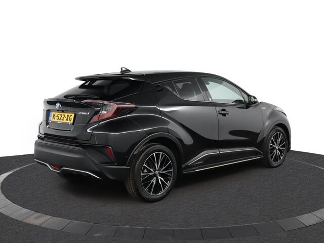 Toyota C-HR 1.8 Hybrid Executive Ultimate | Treekplanken | JBL Audio | Parkeer sensoren | Leer | Navigatie |