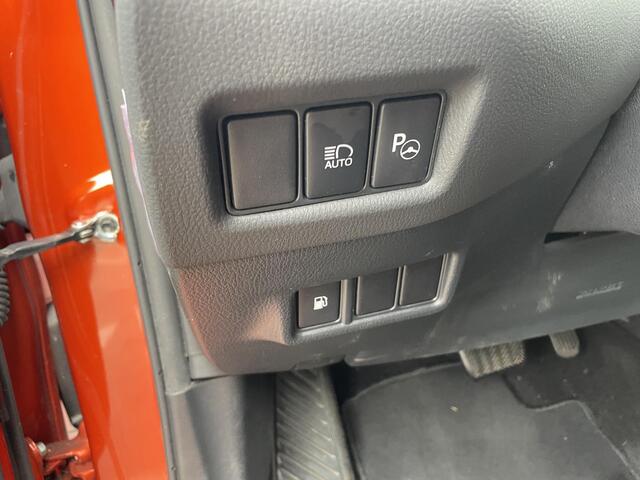 Toyota C-HR 2.0 Hybrid Launch Edition