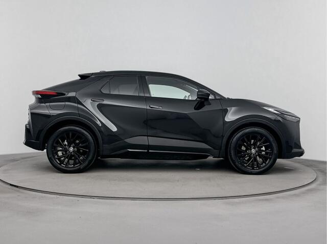 Toyota C-HR 2.0 Plug-in Hybrid 220 Black Edition | Nu met Extra Inruilpremie!