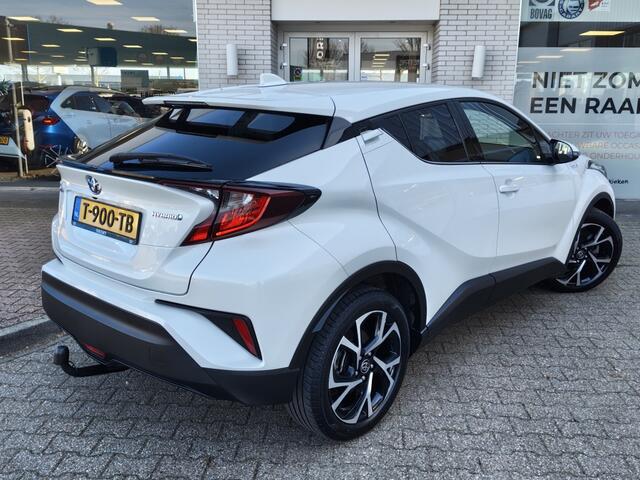 Toyota C-HR 1.8 Hybrid Executive | Trekhaak | Sensoren v/a | Android Auto