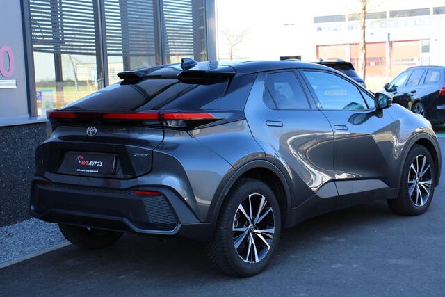 Toyota C-HR 1.8 Hybrid 140 Dynamic 2025, 12dkm, Stoelverwarming, Stuurverwarming, Carplay