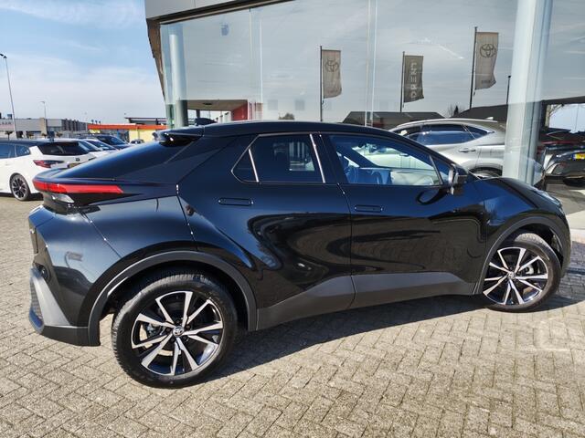 Toyota C-HR 1.8 Hybrid 140 First Edition | Navi | Sensoren v/a | El. Achterk