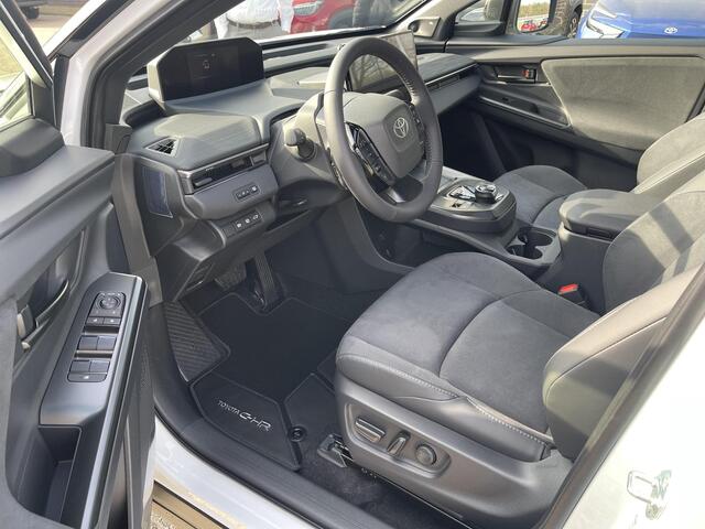 Toyota C-HR Executive AWD 77 kWh