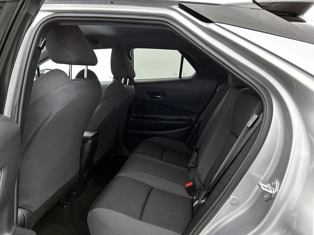 Toyota C-HR 1.8 Hybrid 140 Dynamic | Parkeersensoren v+a | Dodehoeksensor | Navigatie