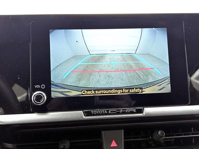 Toyota C-HR 2.0 Plug-in Hybrid 220 Dynamic | Adaptive Cruise Control | Parkeersensor voor & achter | Dodehoekdetectie
