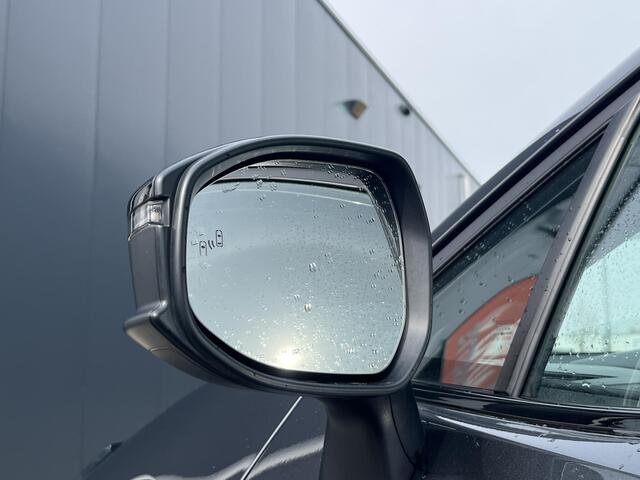 Toyota C-HR 2.0 Plug-in Hybrid 220 Dynamic