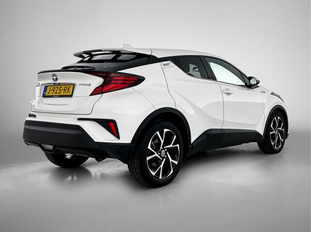 Toyota C-HR 1.8 Hybrid First Edition Stoelverwarming | Adaptive Cruise |