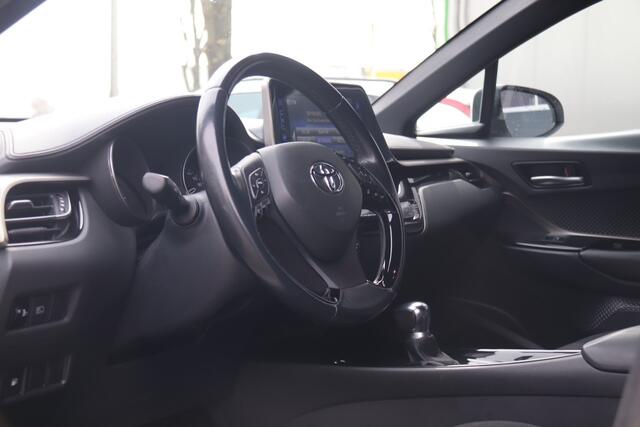 Toyota C-HR 1.8 Hybrid Dynamic, Stoelverwarming, Camera, Cruise, Navi