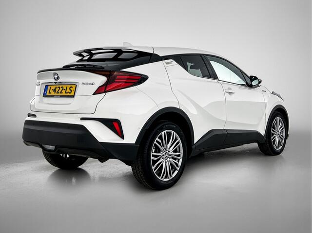 Toyota C-HR 1.8 Hybrid Executive | 1e Eigenaar | Full LED | Blindspot | JBL | Stoelverwarming | Dealer Onderhouden |