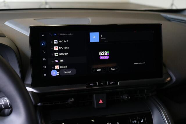 Toyota C-HR 1.8 Hybrid 140 First Edition Bitone, Groot scherm Stoel en stuurverwarming, Apple Carplay, Android Auto, Elek Achterklep.