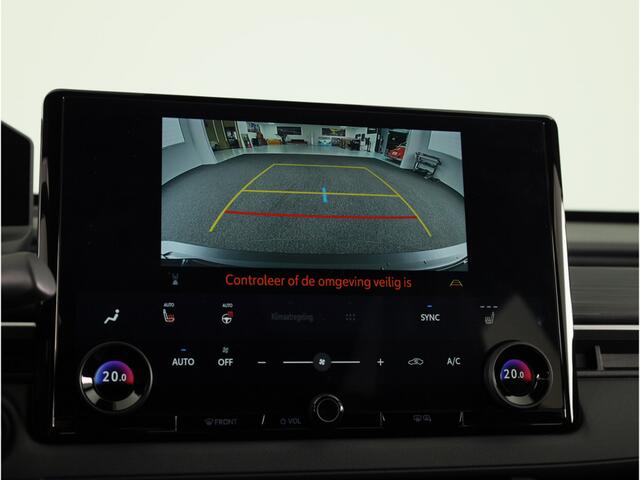 Toyota C-HR First Edition 77 kWh | Apple Carplay & Android Auto | Parkeercamera | * | Direct leverbaar |