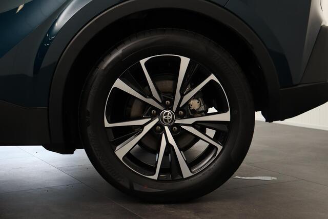 Toyota C-HR 1.8 Hybrid 140 First Edition Bitone, Groot scherm Stoel en stuurverwarming, Apple Carplay, Android Auto, Elek Achterklep.