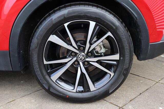 Toyota C-HR 1.8 Hybrid 140 First Edition, Limited Bi-Tone Stoel- Stuurverwarming, Apple Carplay/Android auto, Elektrische Achterklep!