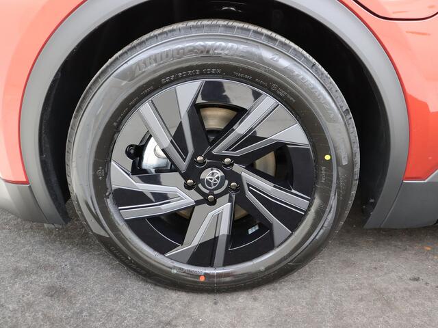 Toyota C-HR First Edition 77 kWh *NIEUW*