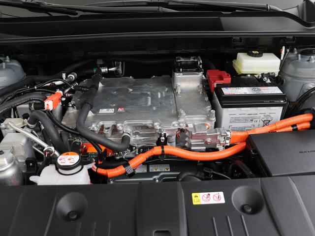 Toyota C-HR First Edition 77 kWh | Direct leverbaar incl. inruilpremie