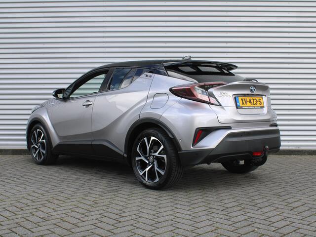 Toyota C-HR 1.8 Hybrid Style | Trekhaak | Stuur-/stoelverwarming | Leer | LED | Cruise adapt. | Camera | Dodehoek detectie | 18" LM | JBL audio | Clima | Navi |