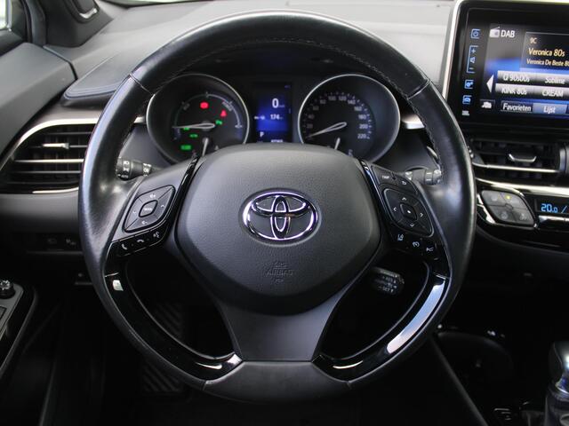 Toyota C-HR 1.8 Hybrid Style | Trekhaak | Stuur-/stoelverwarming | Leer | LED | Cruise adapt. | Camera | Dodehoek detectie | 18" LM | JBL audio | Clima | Navi |