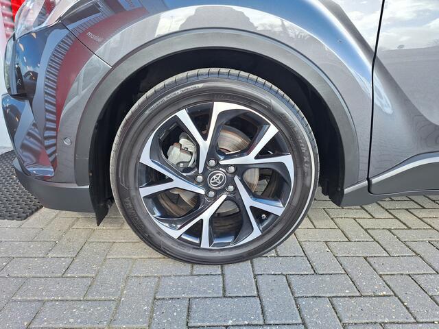 Toyota C-HR 1.8 Hybrid Style Bi-tone Limited