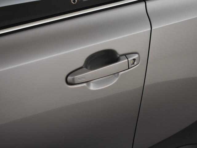 Toyota C-HR 2.0 Hybrid TeamD | PDC | Blindspot | Stoelverwarming |