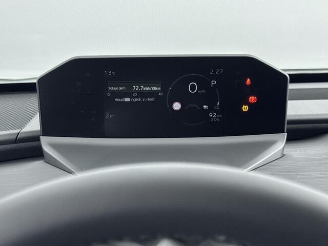 Toyota C-HR Executive AWD 77 kWh | Apple Carplay & Android Auto | Parkeercamera | * | Direct leveren |