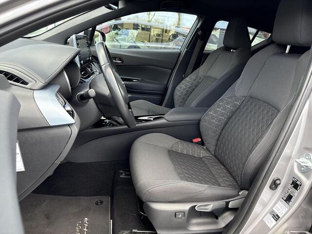 Toyota C-HR 2.0 Hybrid Style Special **TREKHAAK/ DODEHOEK DETECTIE/ STOELVERWARMING**