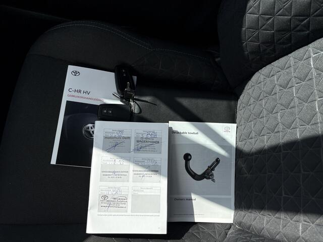 Toyota C-HR 2.0 Hybrid Dynamic / Automaat / Airco / Trekhaak / Cruise Control / Navigatie /