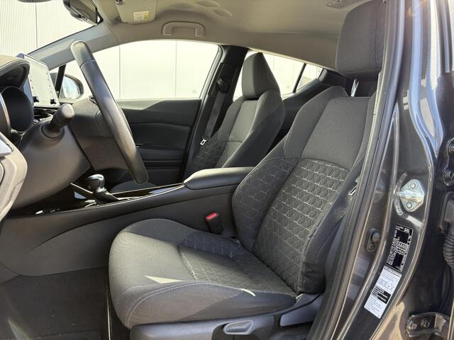 Toyota C-HR 2.0 Hybrid Dynamic / Automaat / Airco / Trekhaak / Cruise Control / Navigatie /