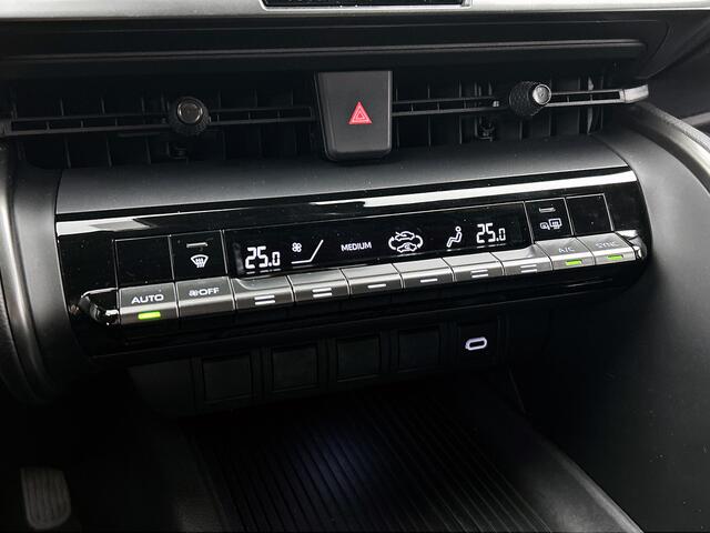 Toyota C-HR 1.8 Hybrid 140 Dynamic | Navigatie | PDC |