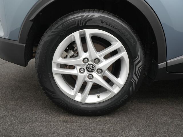 Toyota C-HR 1.8 Hybrid Business - RIJKLAARPRIJS - Achteruitrijcamera - All Seasonbanden - Adaptive Cruise Control