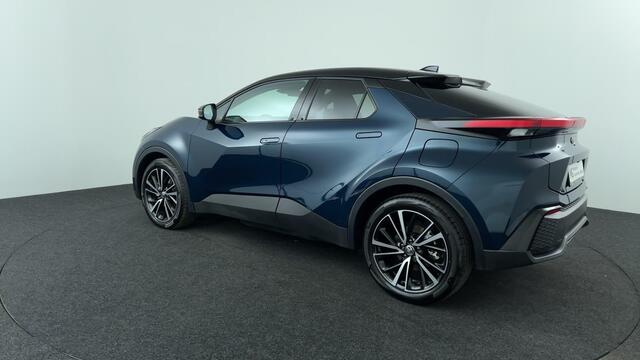 Toyota C-HR 2.0 Plug-in Hybrid 220 Executive