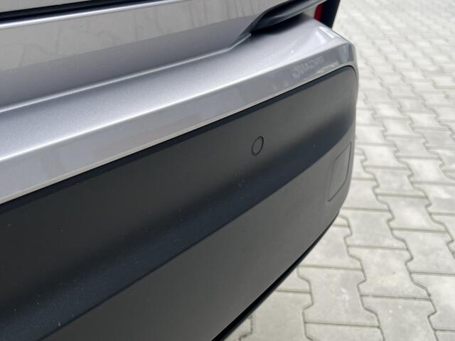 Toyota C-HR 1.8 Hybrid Executive | Trekhaak | PDC | Navi